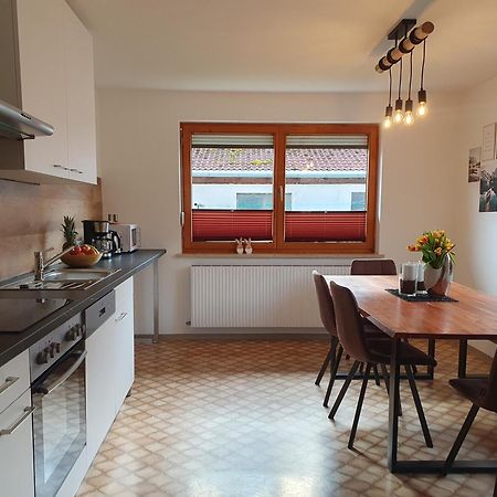 Lechufer, 80M2, Haushaelfte Mit Privatem Eingang, Kaminofen, Terrasse, Garten Pinswang Bagian luar foto